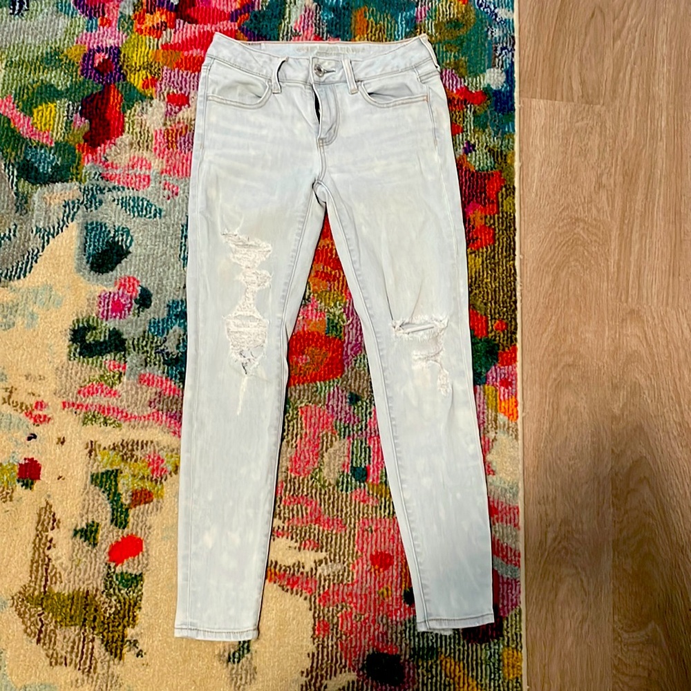 Light blue AE skinny Jean